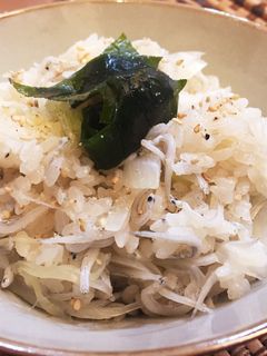 しらすと玉ねぎの簡単・炊き込み御飯♪-レシピのメイン写真