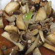 きのこと豚バラ肉の炒め物