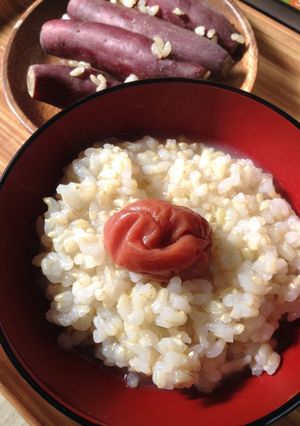 100斤土鍋で玄米粥と芋(カセットコンロ-レシピのメイン写真