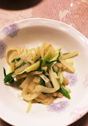 大根とネギの炒め物「鶏ガラ味」-レシピのメイン写真