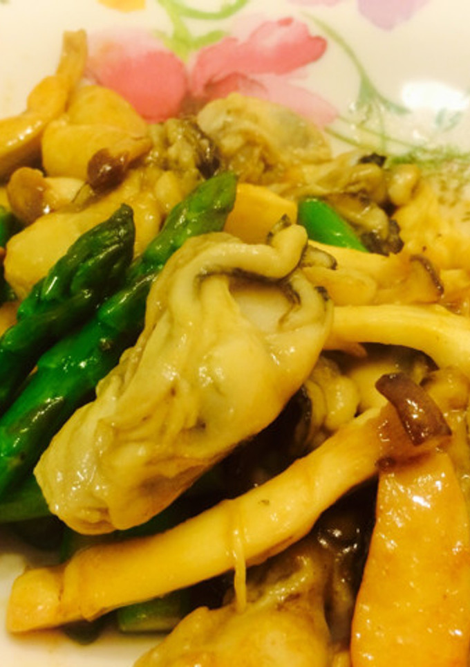 アスパラと茸と牡蠣のバター醤油炒め-レシピのメイン写真