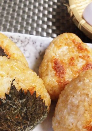 カリッふわっ焼きおにぎり:大葉の塩漬けも-レシピのメイン写真