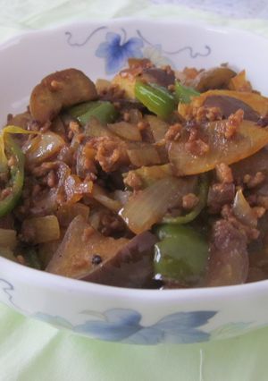 簡単なすのカレー丼-レシピのメイン写真