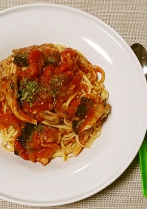 サンマと舞茸のトマトソースパスタ-レシピのメイン写真