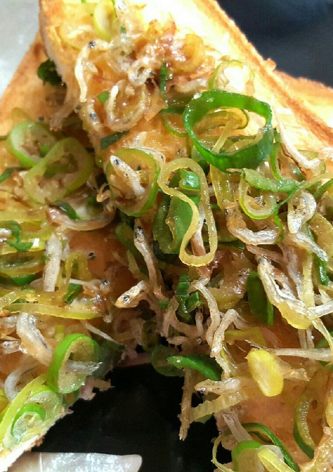 九条ネギとちりめんトースト-レシピのメイン写真