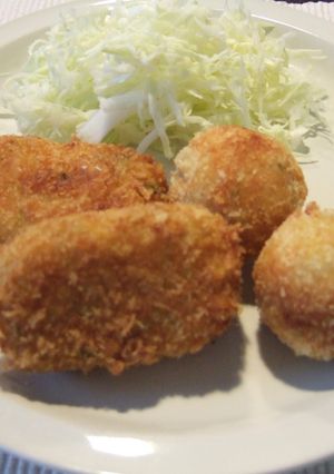 我が家のコロッケとチーズインコロッケ-レシピのメイン写真