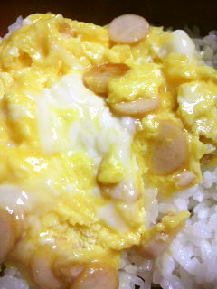 超手抜きでごめん!◆ウインナー玉子丼◆-レシピのメイン写真