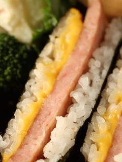 スパムチーズおにぎらず-レシピのメイン写真