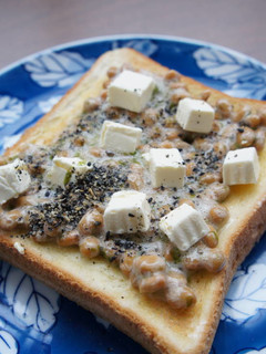 ふんわり＆さっぱり納豆トースト-レシピのメイン写真