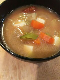 さつま揚げとたっぷり野菜のお味噌汁♪-レシピのメイン写真