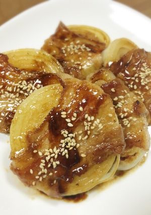 ご飯が進む♬玉ねぎの豚バラ巻きステーキ-レシピのメイン写真