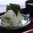 簡単味付け!お茶漬けのオイルおにぎり