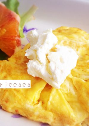 チーズ&ヨーグルトのおいしいオムレツ♡-レシピのメイン写真