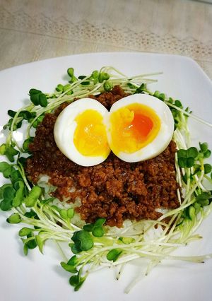 ＊豚ひき肉のそぼろ丼＊-レシピのメイン写真