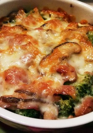 ブロッコリーのベーコンチーズ焼-レシピのメイン写真