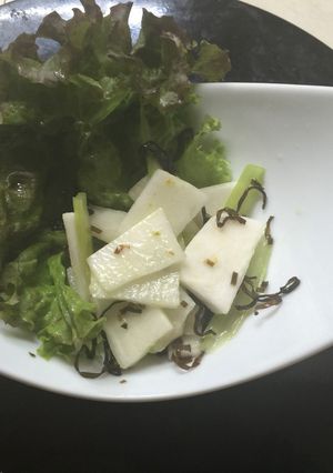 カブとセロリの、塩昆布サラダ-レシピのメイン写真
