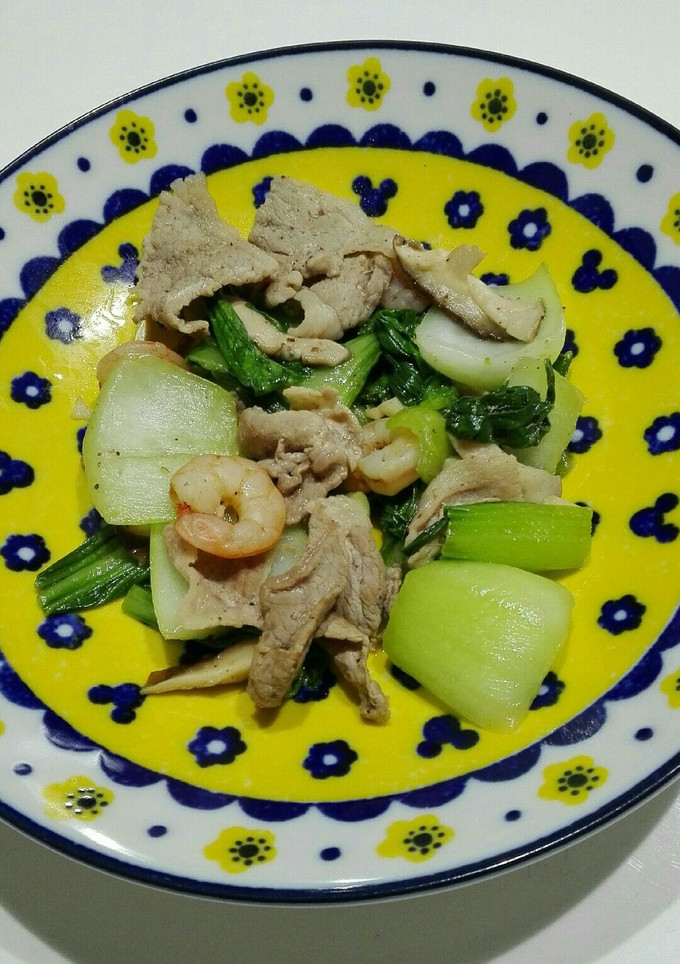 青梗菜とニンニク、豚コマ、椎茸、エビ炒め-レシピのメイン写真