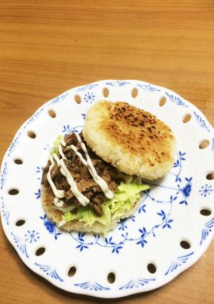 お手軽生姜焼き☆ライスバーガー-レシピのメイン写真