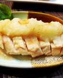 鶏胸肉のレンジ酒蒸し☆おろし梅ドレ風味