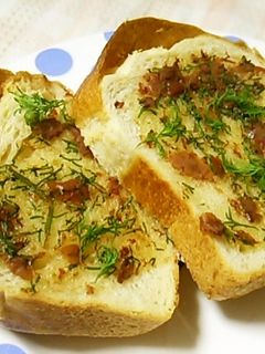 梅とはちみつのデイル風味トースト-レシピのメイン写真