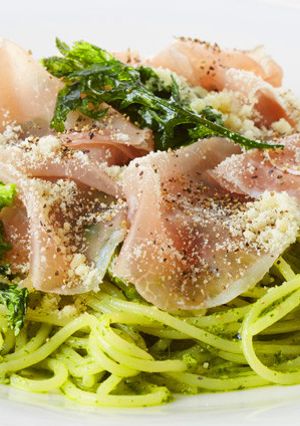 春菊と生ハムのジェノベーゼ生スパゲティ-レシピのメイン写真