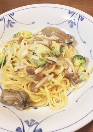 牡蠣のオイル漬け クリームパスタ-レシピのメイン写真