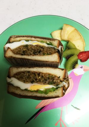 そばめしサンド-レシピのメイン写真