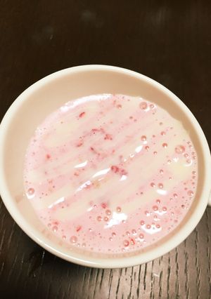 バナナ＊いちごみるく＊スムージー-レシピのメイン写真