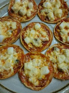 餃子の皮でシーフードピザ-レシピのメイン写真