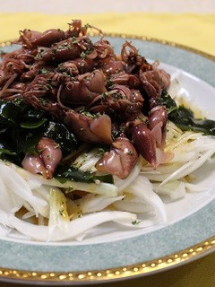 新玉ねぎとホタルイカの簡単サラダ-レシピのメイン写真