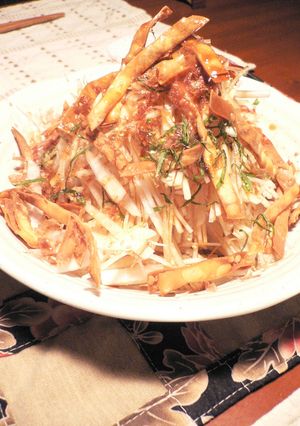 パリパリたまらない♪大根と餃子の皮サラダ-レシピのメイン写真
