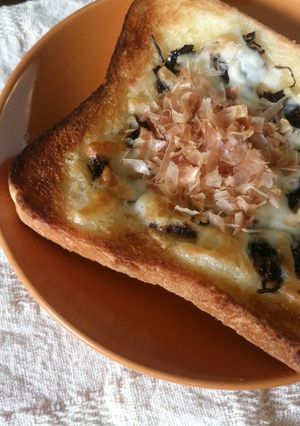 海苔の佃煮としらすの和風トースト-レシピのメイン写真