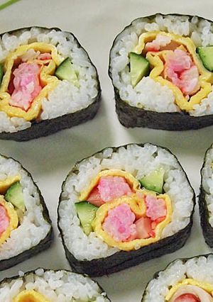 薔薇の飾り巻き寿司　お弁当にも-レシピのメイン写真