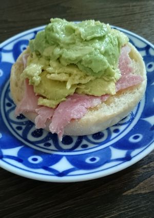 ジューシー♪アボカドのオープンサンド★-レシピのメイン写真