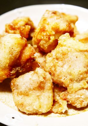 油はフライパン5mm！鶏もも肉の塩唐揚げ-レシピのメイン写真