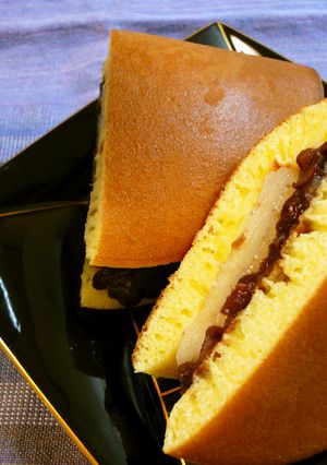 ボリュームたっぷり☆求肥入りどら焼き-レシピのメイン写真