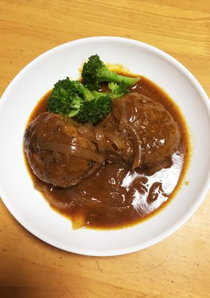 簡単美味しい煮込みハンバーグ♪-レシピのメイン写真