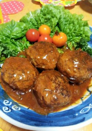 ＊びっくり卵の煮込みハンバーグ＊-レシピのメイン写真