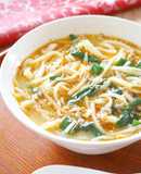 栄養たっぷり♪えのきともやしの坦々うどん