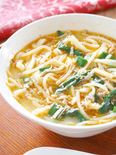 栄養たっぷり♪えのきともやしの坦々うどん-レシピのメイン写真