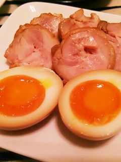 簡単とろりん味玉と鶏叉焼 豚も可!-レシピのメイン写真