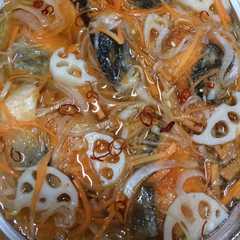 A picture of 鮭の南蛮漬け.
