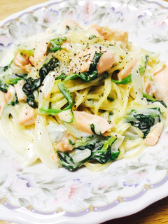鮭とほうれん草のクリームパスタ-レシピのメイン写真