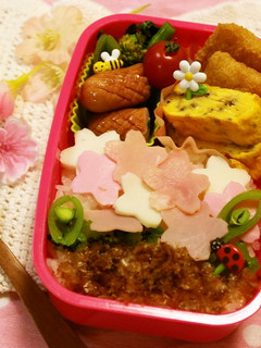 春爛漫❤桜の花びら弁当-レシピのメイン写真