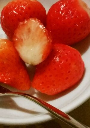 洋酒ほんのり♡ツヤツヤ苺-レシピのメイン写真