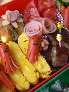 簡単♪お弁当にハムのお花-レシピのメイン写真