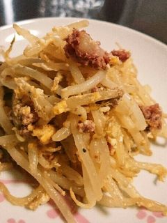 コンビーフハッシュともやしの炒め物-レシピのメイン写真