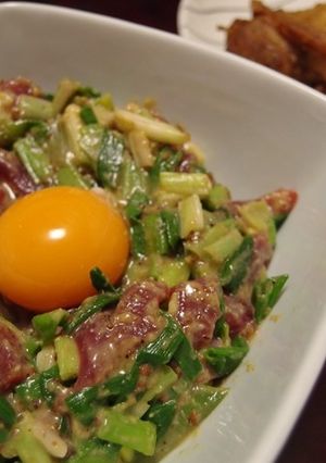 鮪と庄内あさつきの味噌マスタードユッケ-レシピのメイン写真