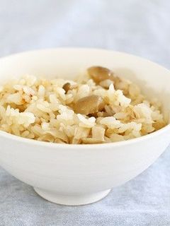 しめじとツナ缶丸ごと炊き込みご飯-レシピのメイン写真