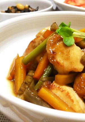 塩麹鶏胸肉とごぼう・にんじんのうま煮-レシピのメイン写真